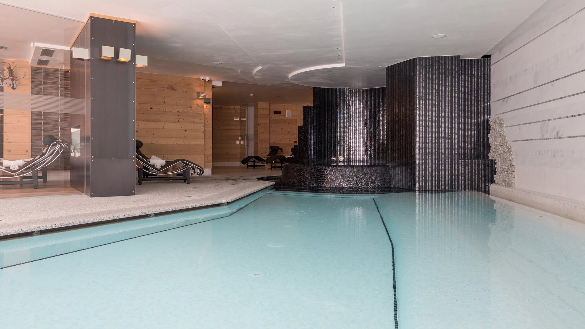 Chalet Hotel Laura: Alpine retreat in the Brenta Dolomites