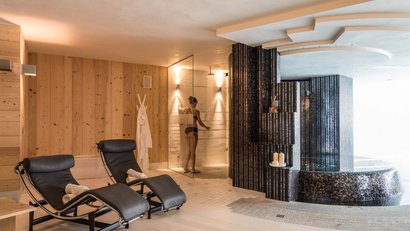 Chalet Hotel Laura: Alpine retreat in the Brenta Dolomites